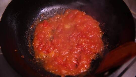 炒制番茄沙司番茄酱