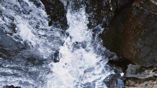 自然水流动