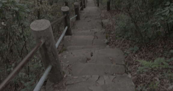 贵州梵净山徒步登山步道