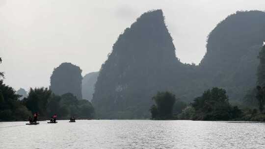 广西桂林阳朔遇龙河竹筏漂流