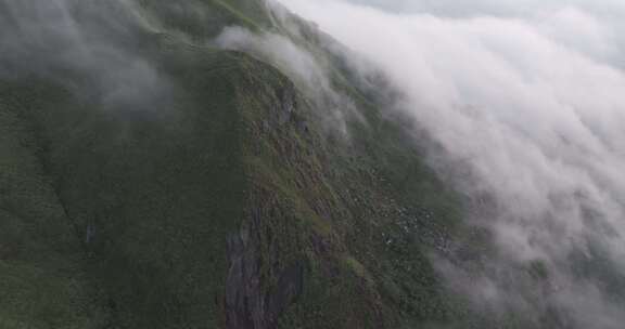 信宜白石大喊地航拍，高山云海航拍