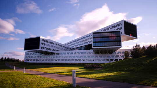 挪威奥斯陆Equinor办公楼的日间延时（现代建筑）