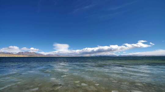 西藏阿里玛旁雍错湖高清实拍视频素材模板下载