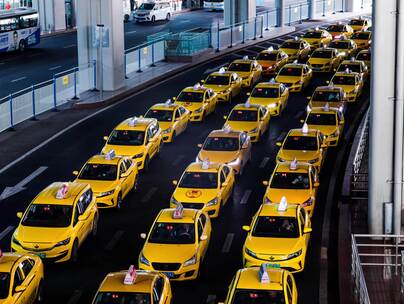 出租车 交通拥挤 城市交通 车流
