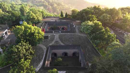 河南陕州三门峡地坑院