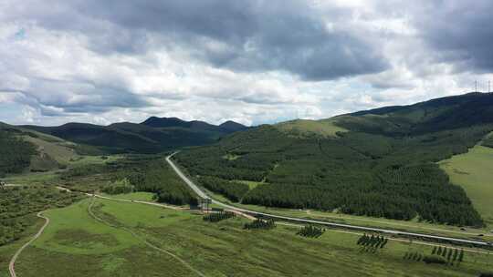 航拍草原天路风景 坝上草原 草原道路