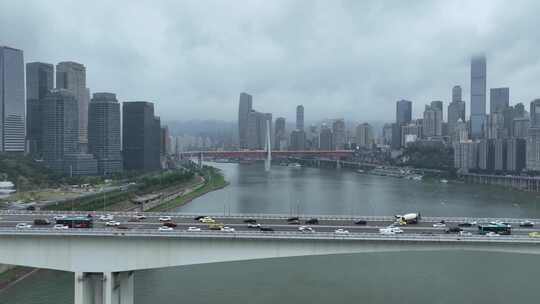 航拍阴雨天气下的重庆城市天际线