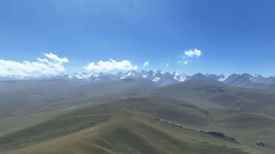 新疆雪山