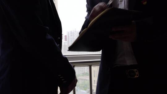 【原创】谋划谈判密谋指使怂恿下属职务犯罪