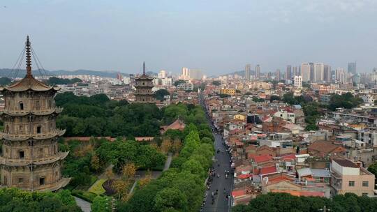 泉州航拍西街东西塔市区开元寺风景名胜古迹