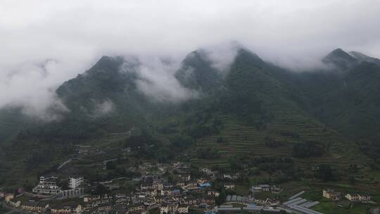 贵州 仁化 民宿  风景 烟雾缭绕 雾气