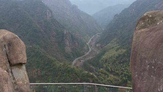 航拍浙江丽水缙云小龙大峡谷景区