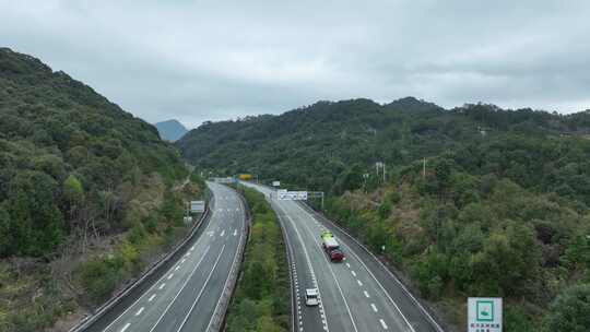 高速公路航拍道路交通森林公路福建高速公路视频素材模板下载