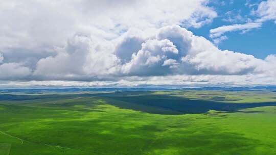 草原风光航拍全景