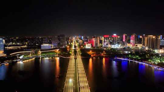 航拍扬州西区-京华城商圈、明月湖公园夜景