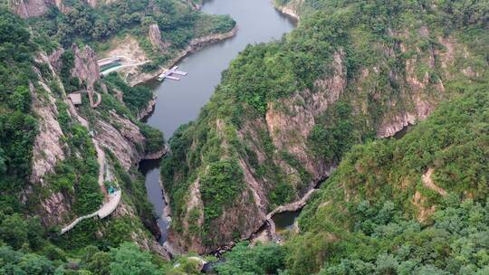 山东五莲九仙山龙潭大峡谷