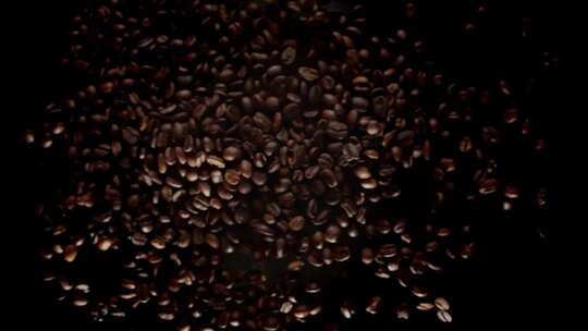爆炸的咖啡豆慢动作