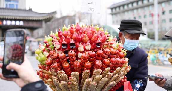 陕西西安卖糖葫芦的老爷爷