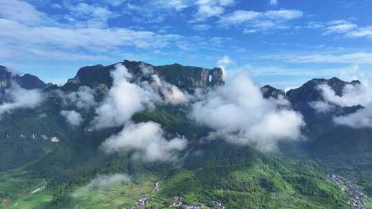 天门山云海