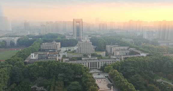 西安交通大学