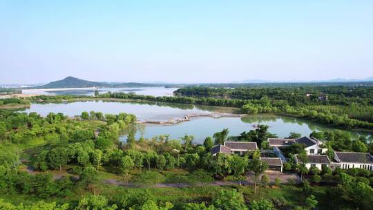 湖州长兴仙山湖风景区蓝天下航拍自然风光