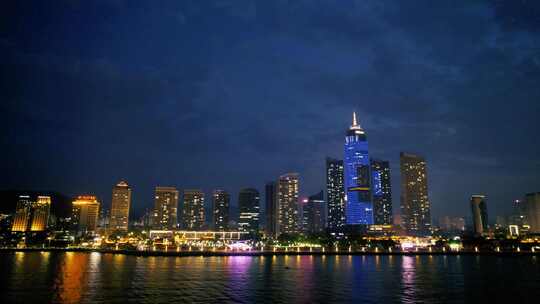 航拍烟台海边夜景灯火秀