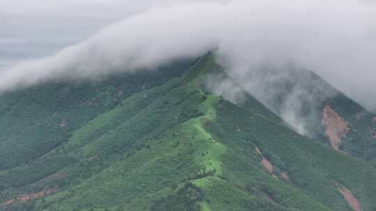 蓟州区山区附近雨后航拍