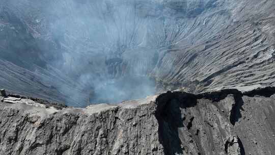 印尼爪哇岛布罗莫火山口航拍自然风光视频素材模板下载