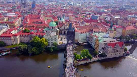 布拉格，包括查理大桥和布拉格一个市辖区