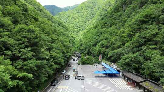 航拍湖北神农架官门山景区