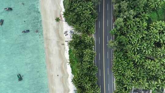 海南环岛旅游公路玻璃海