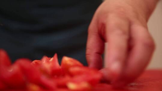 厨师切西红柿视频素材模板下载