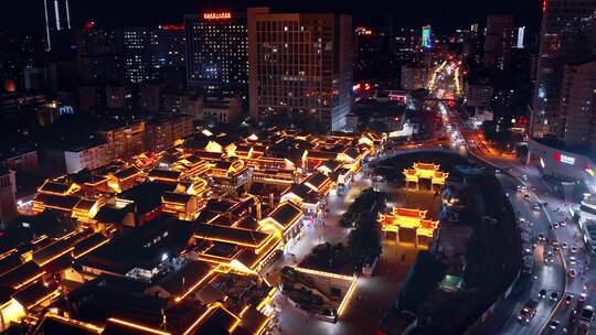 昆明金马碧鸡坊夜景