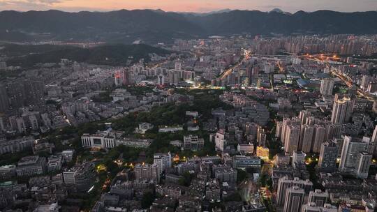 航拍福建福州鼓楼区镇海楼屏山公园