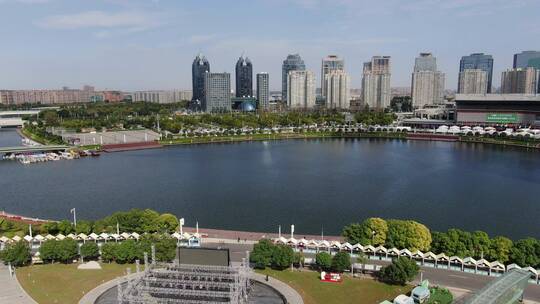 城市航拍河南郑州会展中心如意湖