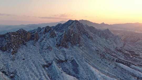 北京司马台长城日出雪景