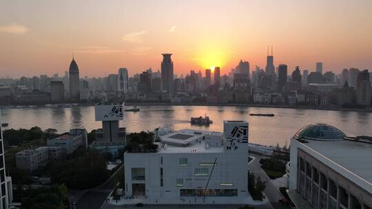 上海外滩航拍日落