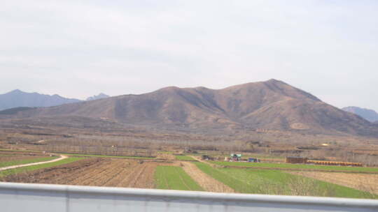 风景 沿途 高速公路 大山 秋天