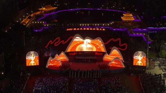 陕北民歌合唱大会夜晚舞台