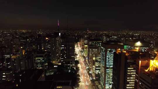 市中心的夜间城市景观视频素材模板下载