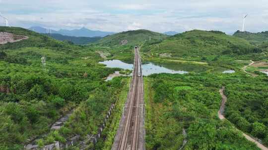 中国高铁风车新能源绿色农田航拍