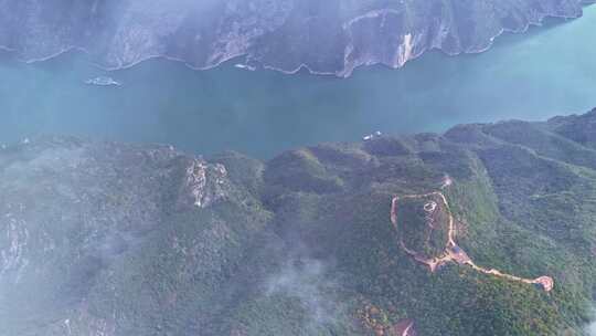 三峡红叶