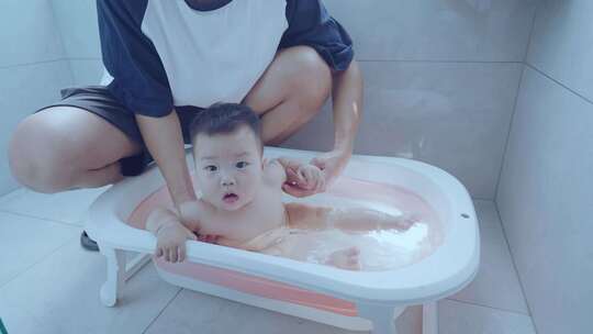 婴儿宝宝洗澡