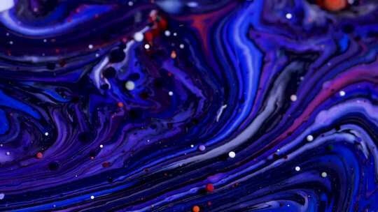 蓝色油彩流动绘出抽象画