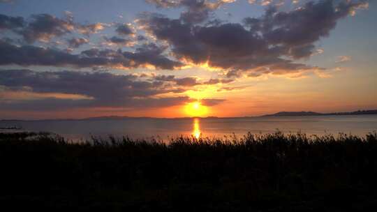 太湖夕阳日出千岛湖日落苏州博物馆