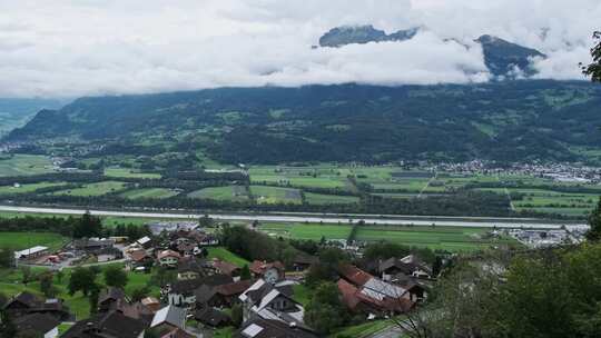 山谷风景全景