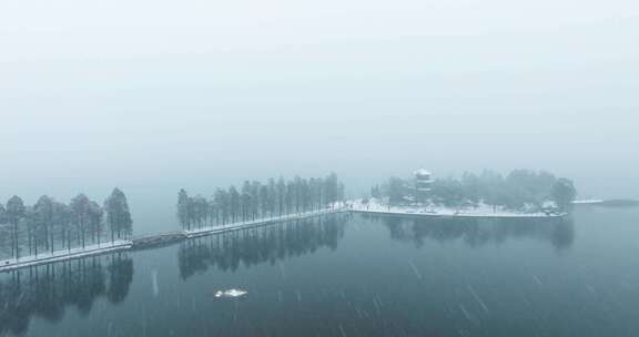 武汉东湖风景区雪景风光