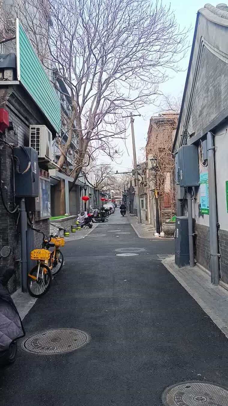 北京老城的胡同街道京味人文市井文化