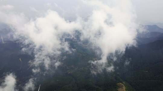 高空航拍俯视云雾山川自然风景