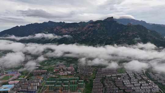 雨后的泰安